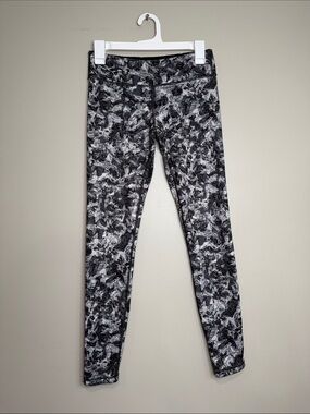 Ivivva Black & Gray Printed Active Leggings 14